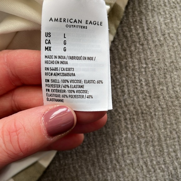 American Eagle striped romper with detachable straps size large item 06-28 - Picture 9 of 10